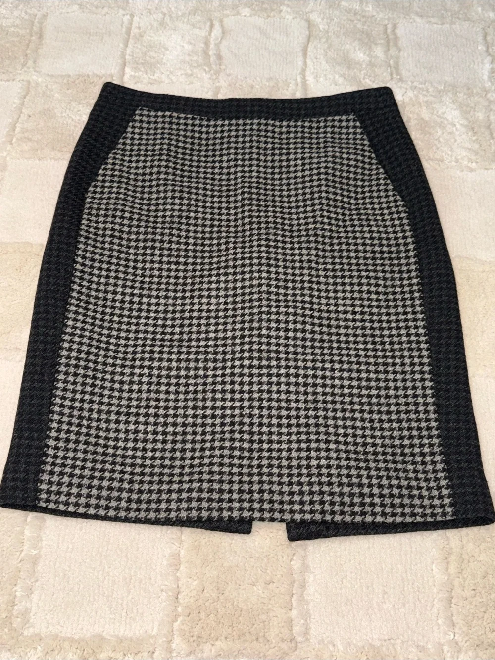 J. Crew Houndstooth Wool Blend Pencil Skirt - Black and Grey Size 0